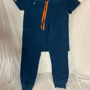 FIGS size SMALL OG Deep Reef Catarina Zamora